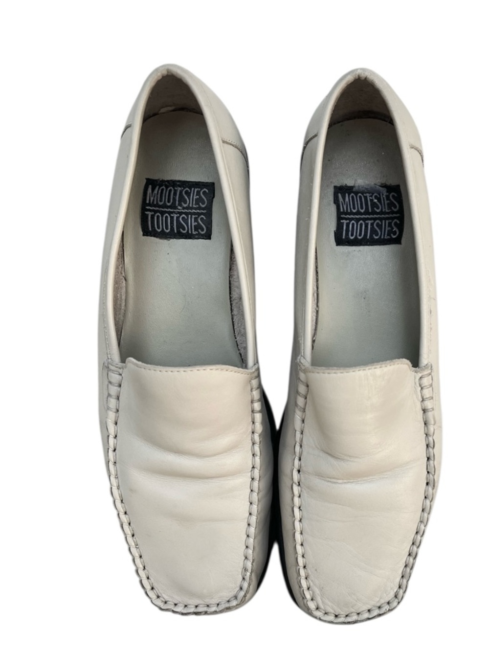 Mootsies Tootsies Leather driving - style loafer. SZ.9M